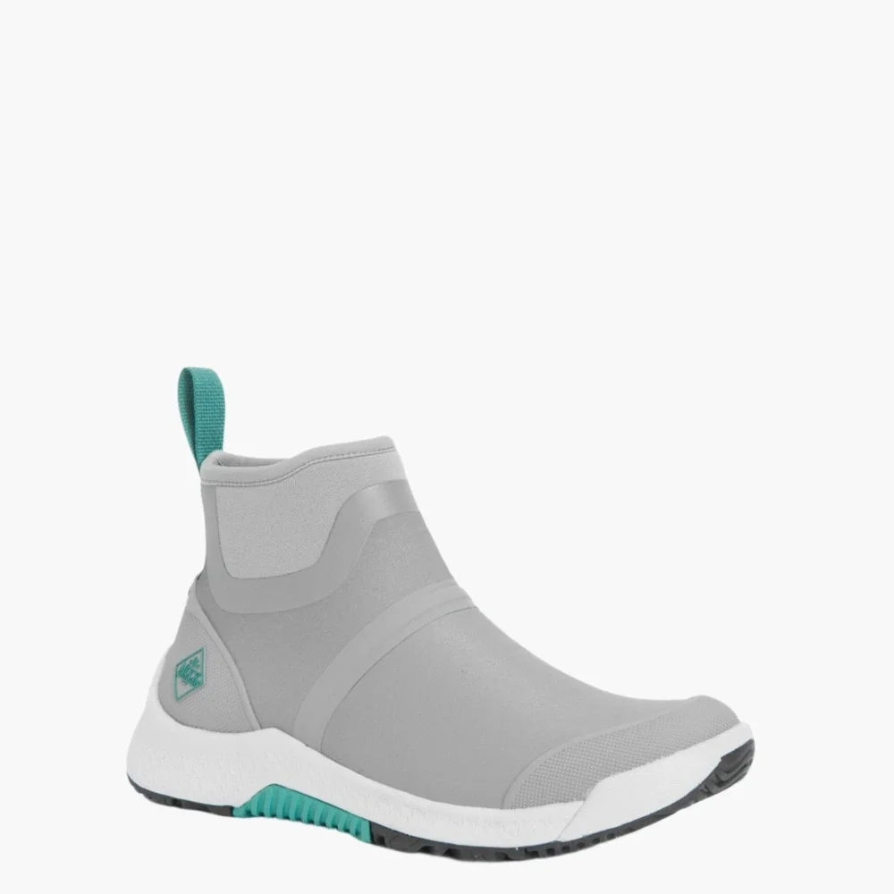 New Muck Boot Co Outscape Chelsea Frost Gray Waterproof Ankle Boots Womens 6